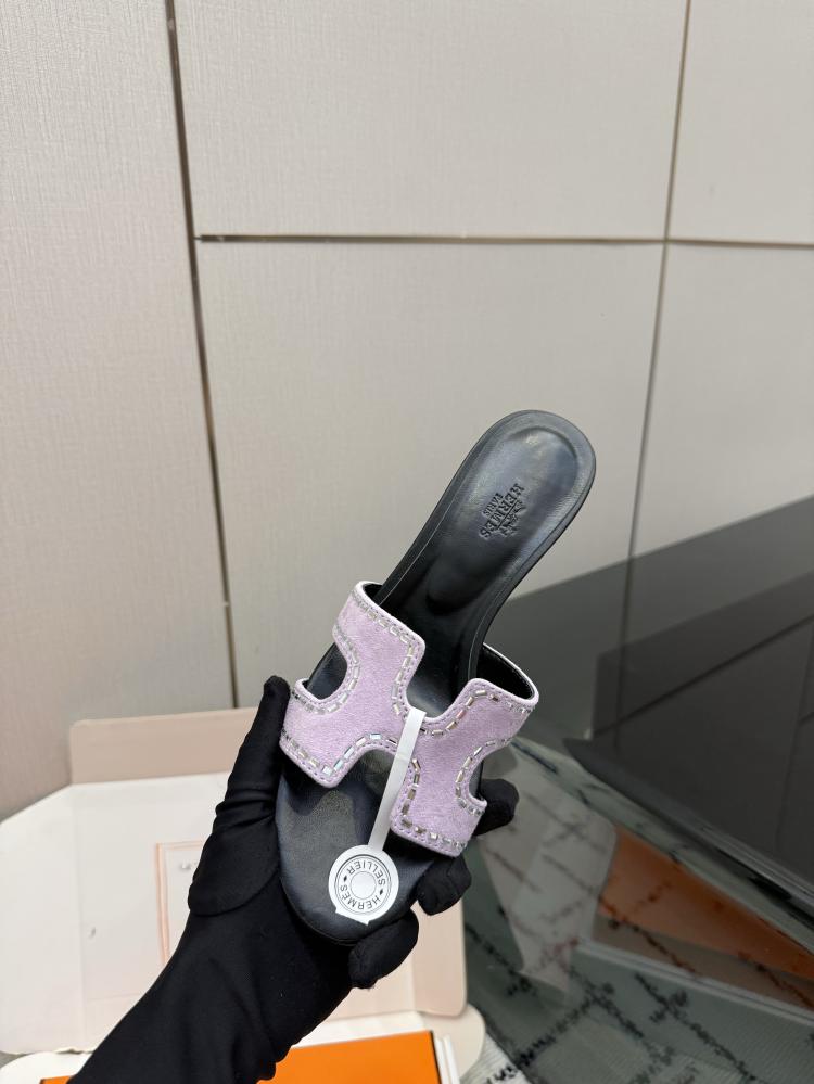 حذاء Hermès فاخر
