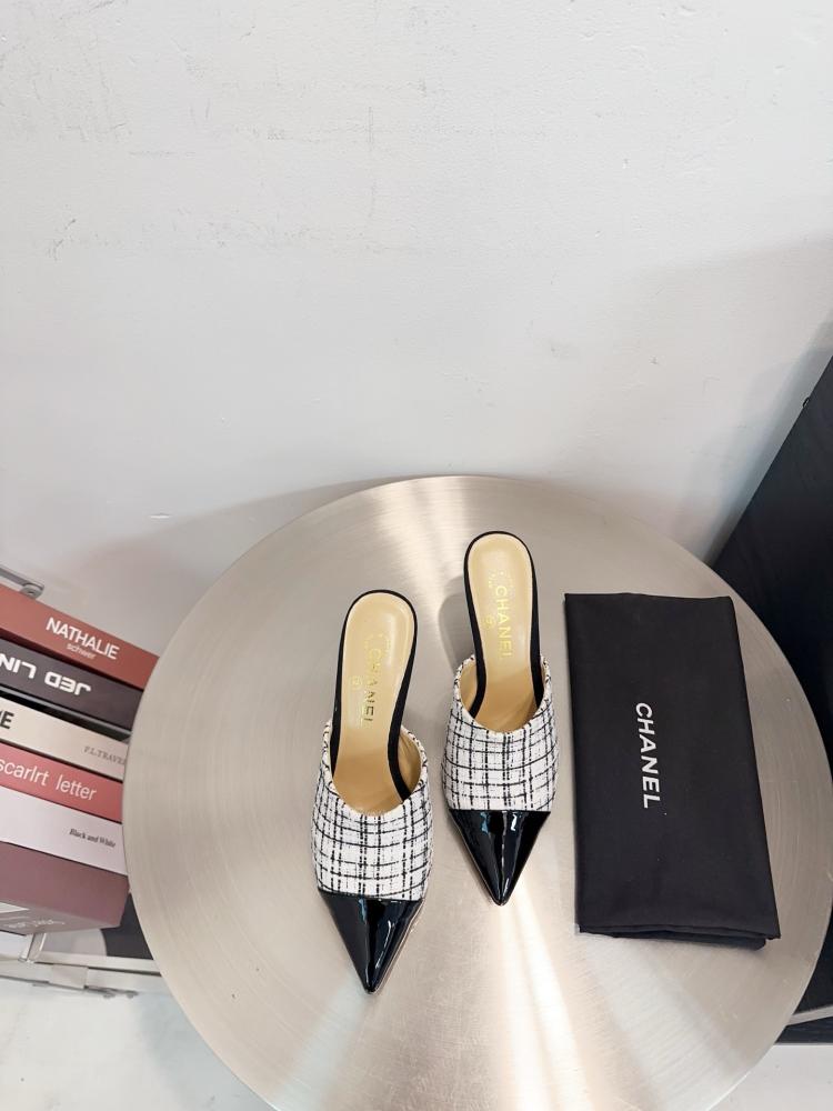 حذاء Chanel ميول كلاسيكي فاخر