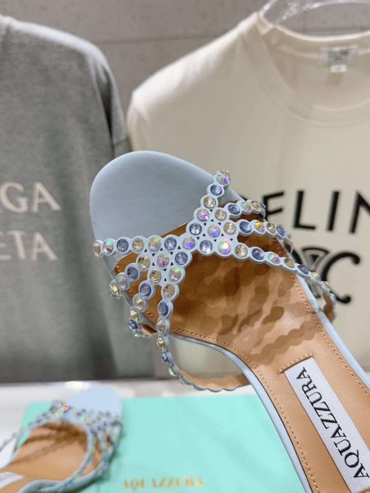 صندل Aquazzura