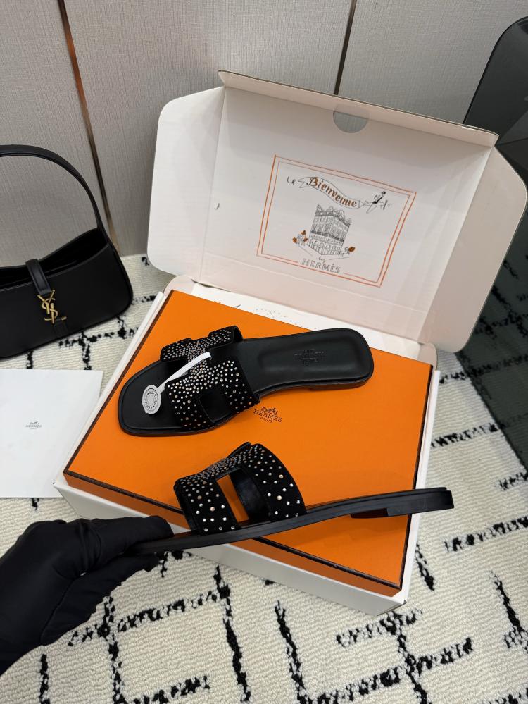 حذاء Hermès فاخر
