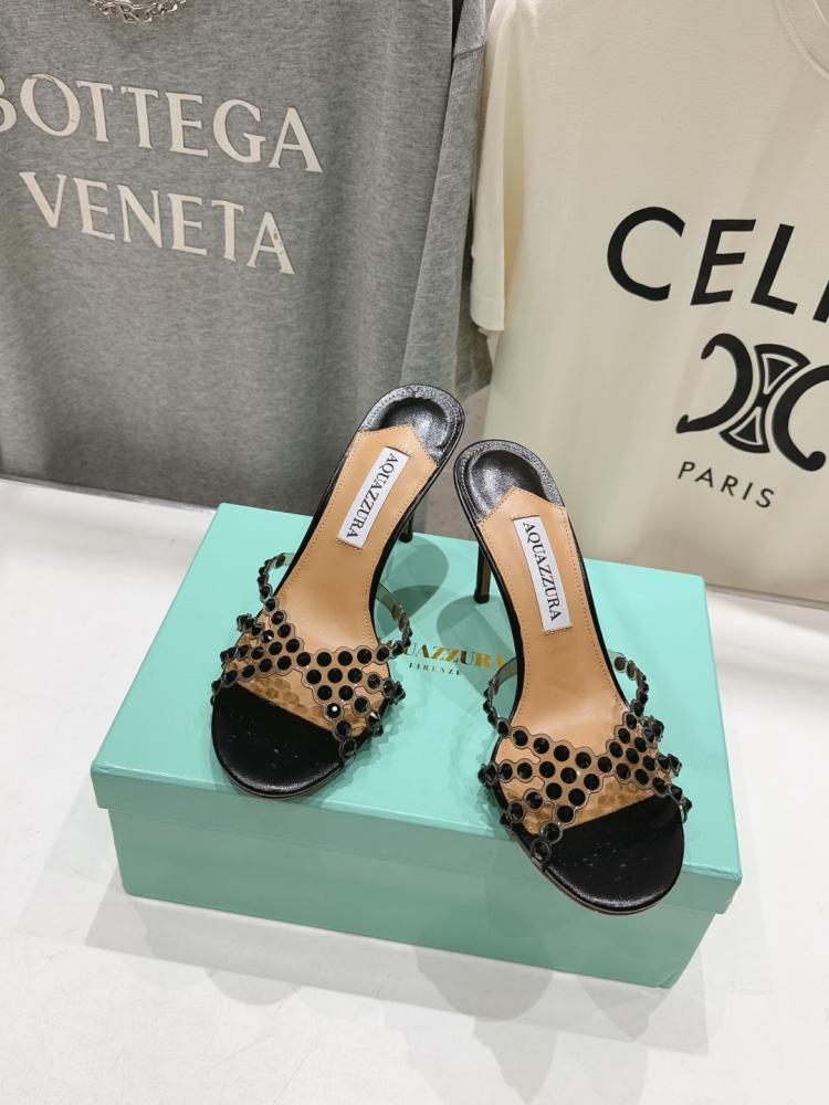 صندل Aquazzura