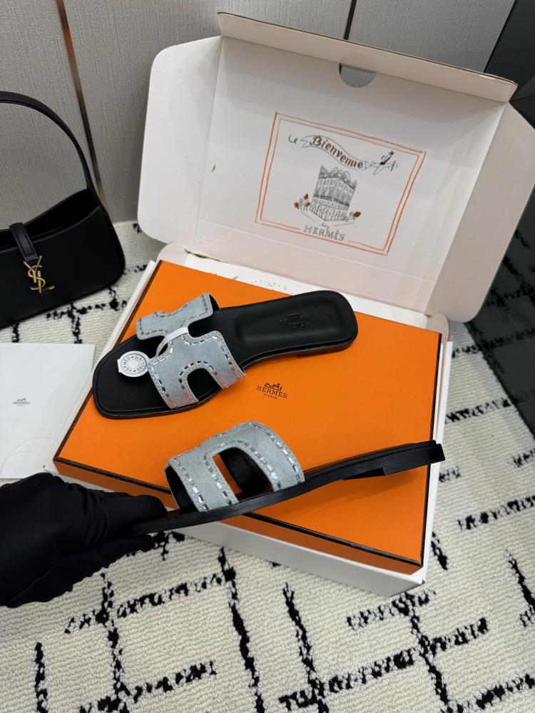 حذاء Hermès فاخر