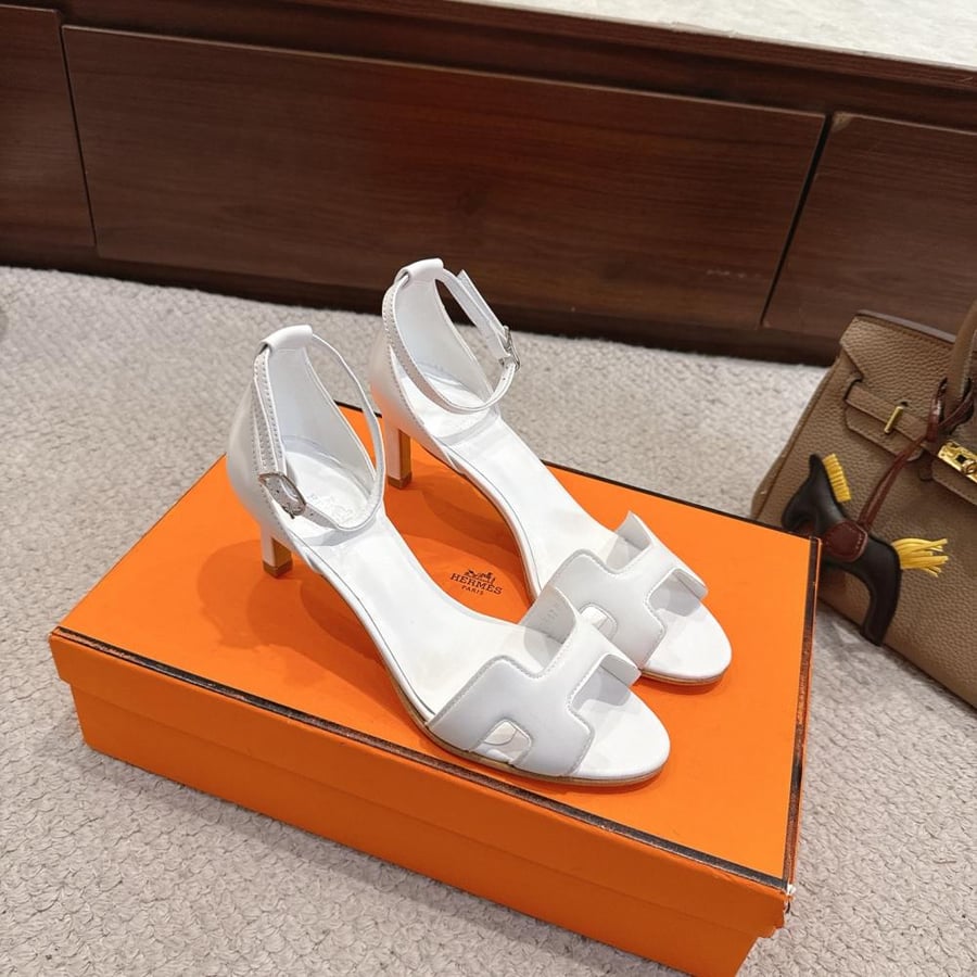 صندل كعب عالي  Hermès