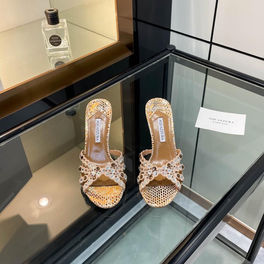 حذاء Aquazzura