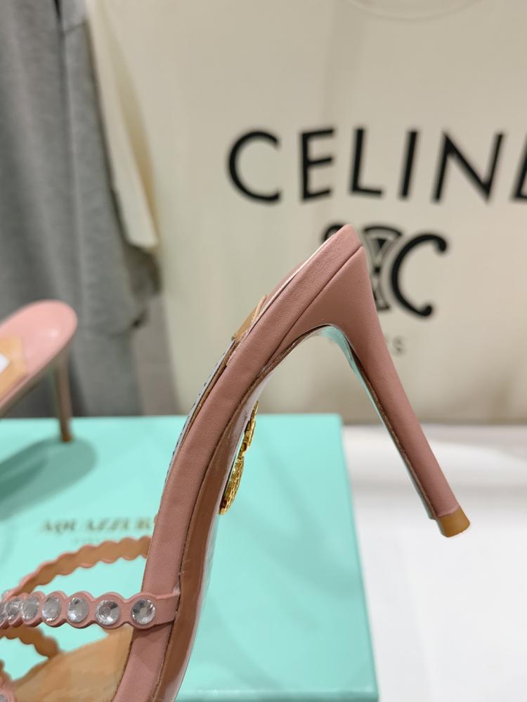 صندل Aquazzura