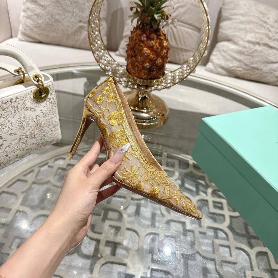 حذاء Aquazzura