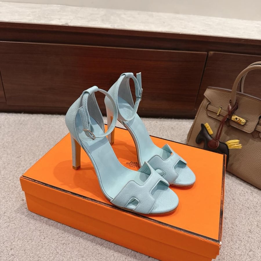 صندل كعب عالي  Hermès