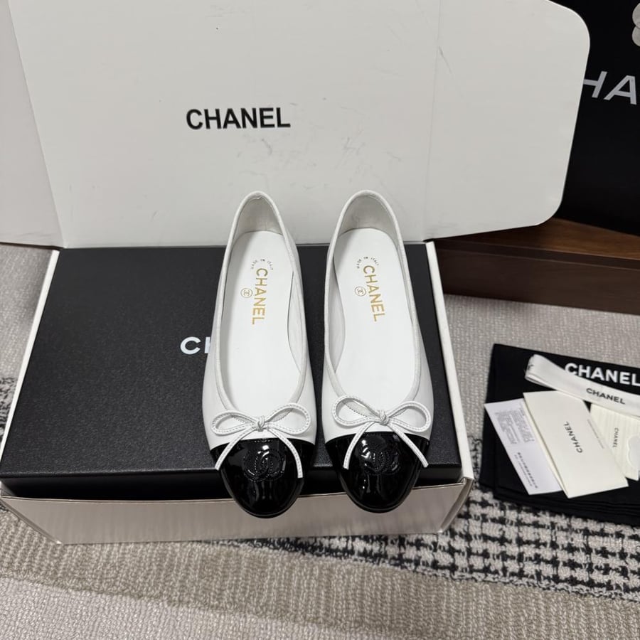 حذاء باليرينا شانيل  Chanel Ballerina