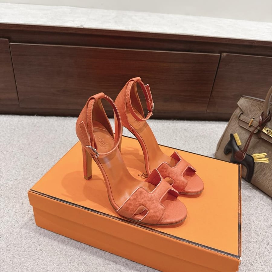 صندل كعب عالي Hermès