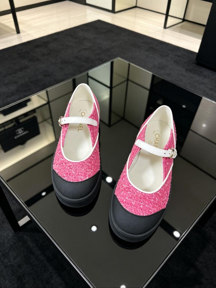 حذاء  Chanel ماري جين فلات