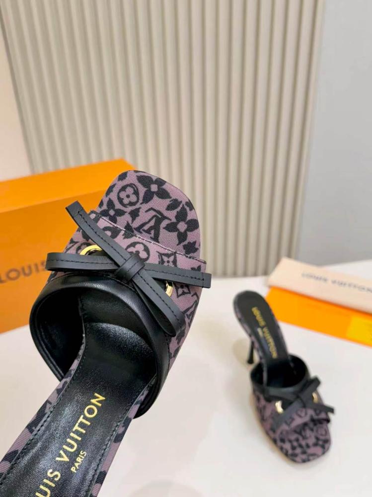 حذاء Louis Vuitton فاخر