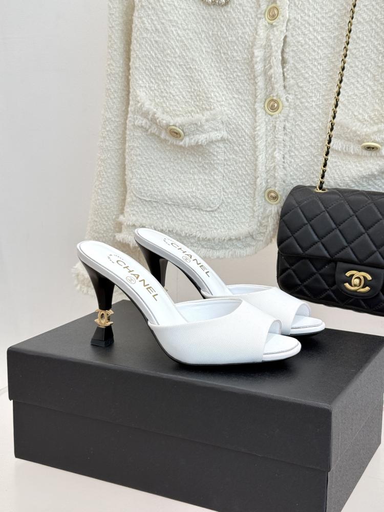 حذاء Chanel ميول فاخر