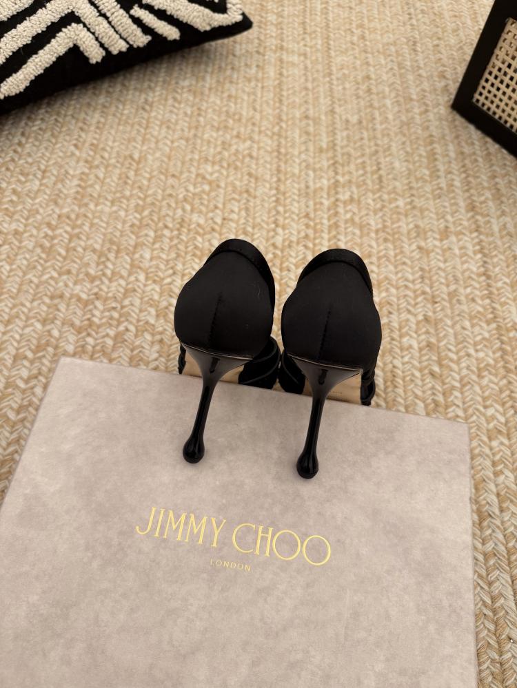 حذاء   Jimmy Choo فاخر