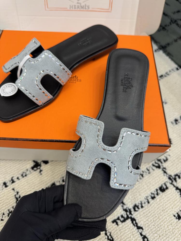 حذاء Hermès فاخر