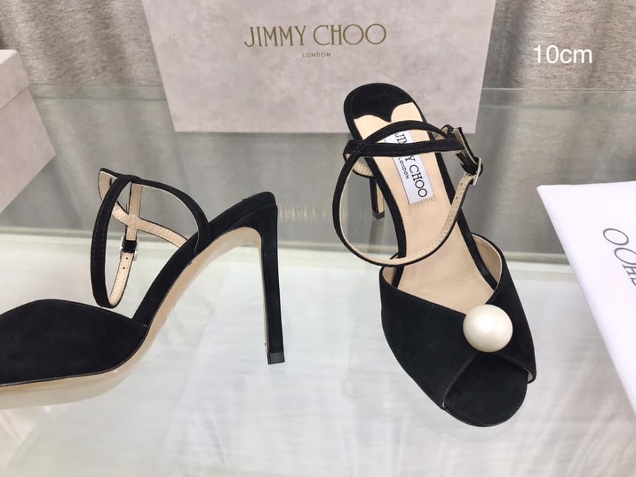 حذاء Jimmy Choo