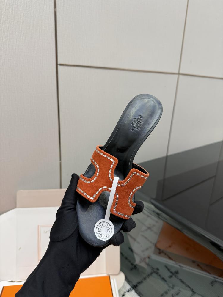حذاء Hermès فاخر