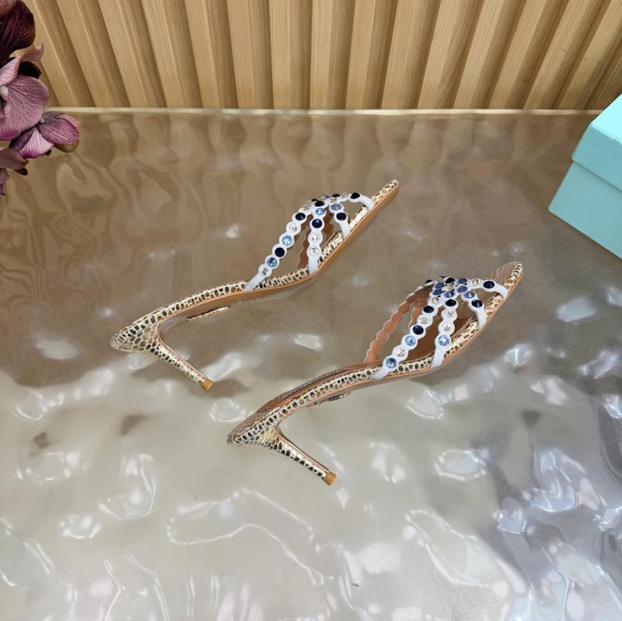 حذاء Aquazzura