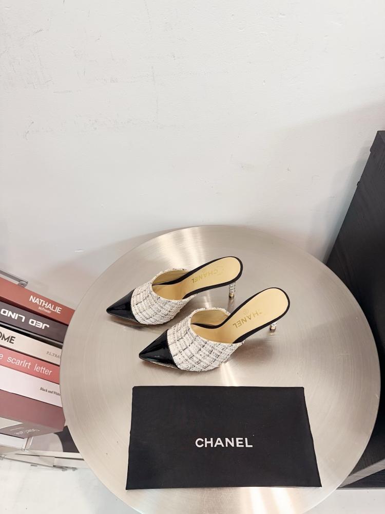 حذاء Chanel ميول كلاسيكي فاخر
