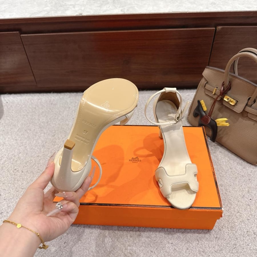 صندل كعب عالي Hermès