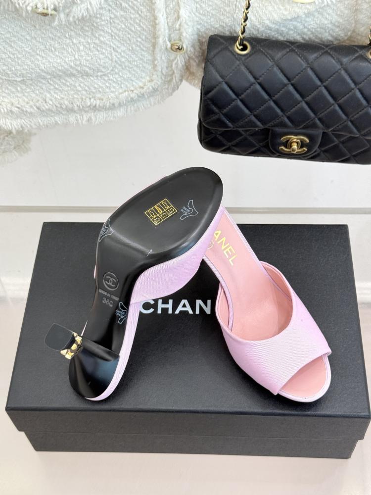 حذاء Chanel ميول فاخر
