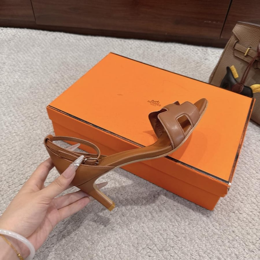 صندل كعب عالي Hermès