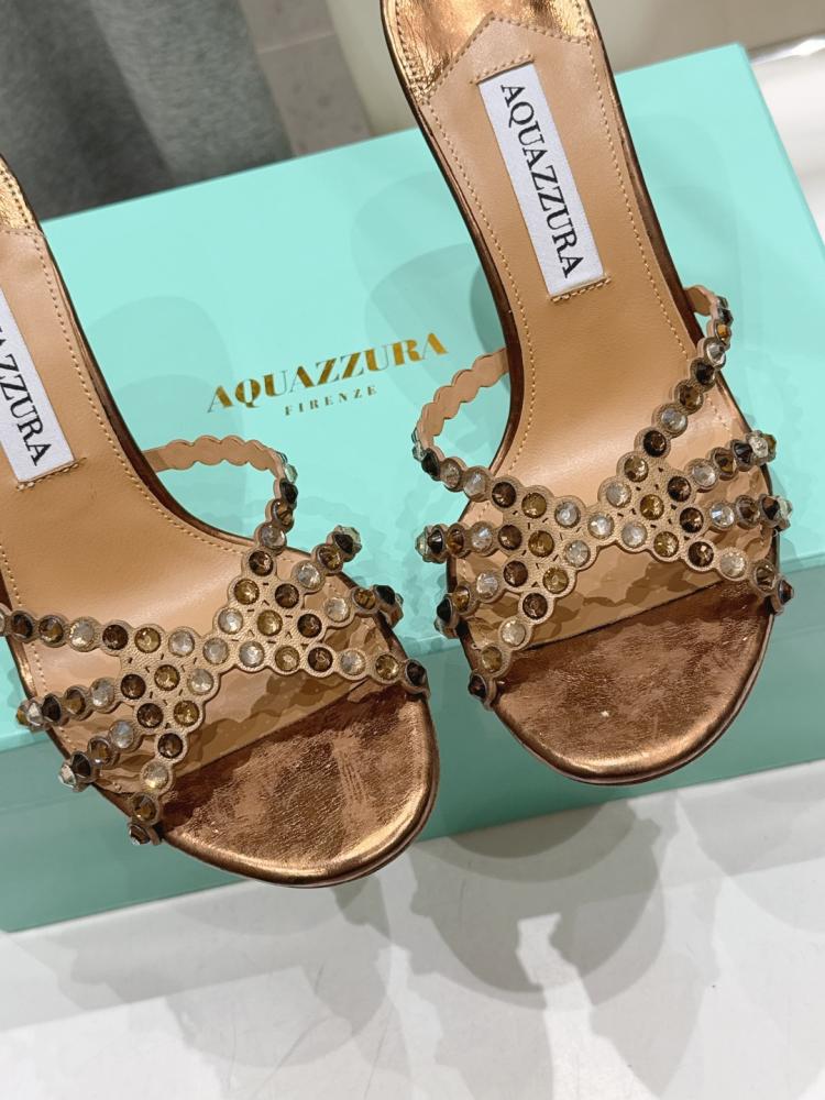 صندل Aquazzura