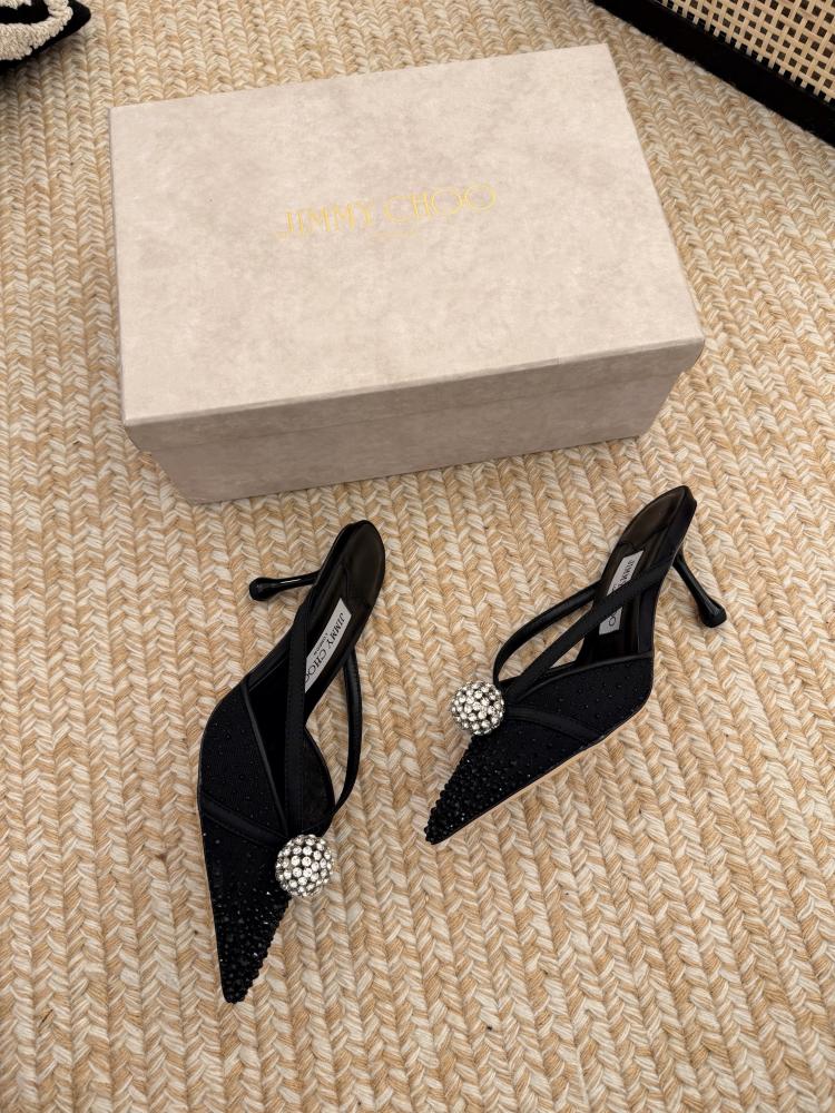 حذاء   Jimmy Choo فاخر