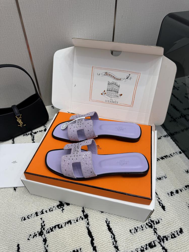 حذاء Hermès فاخر