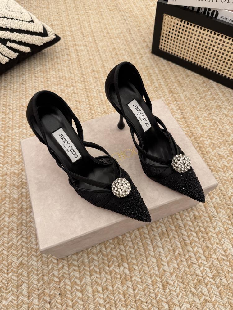 حذاء   Jimmy Choo فاخر