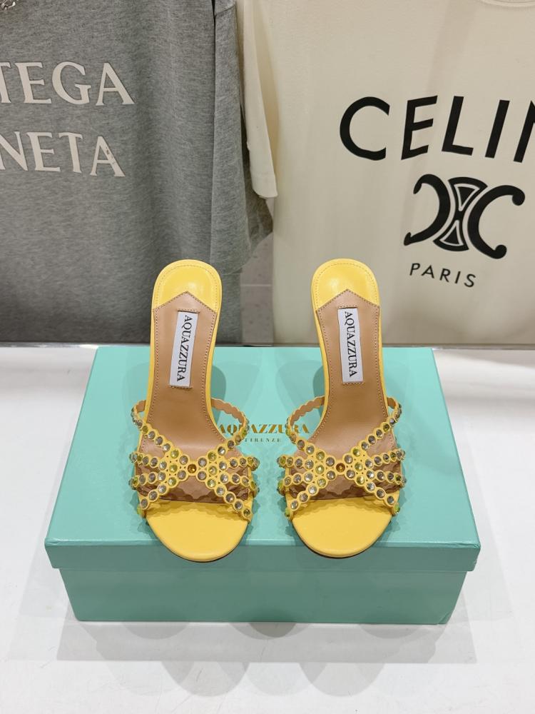 صندل Aquazzura
