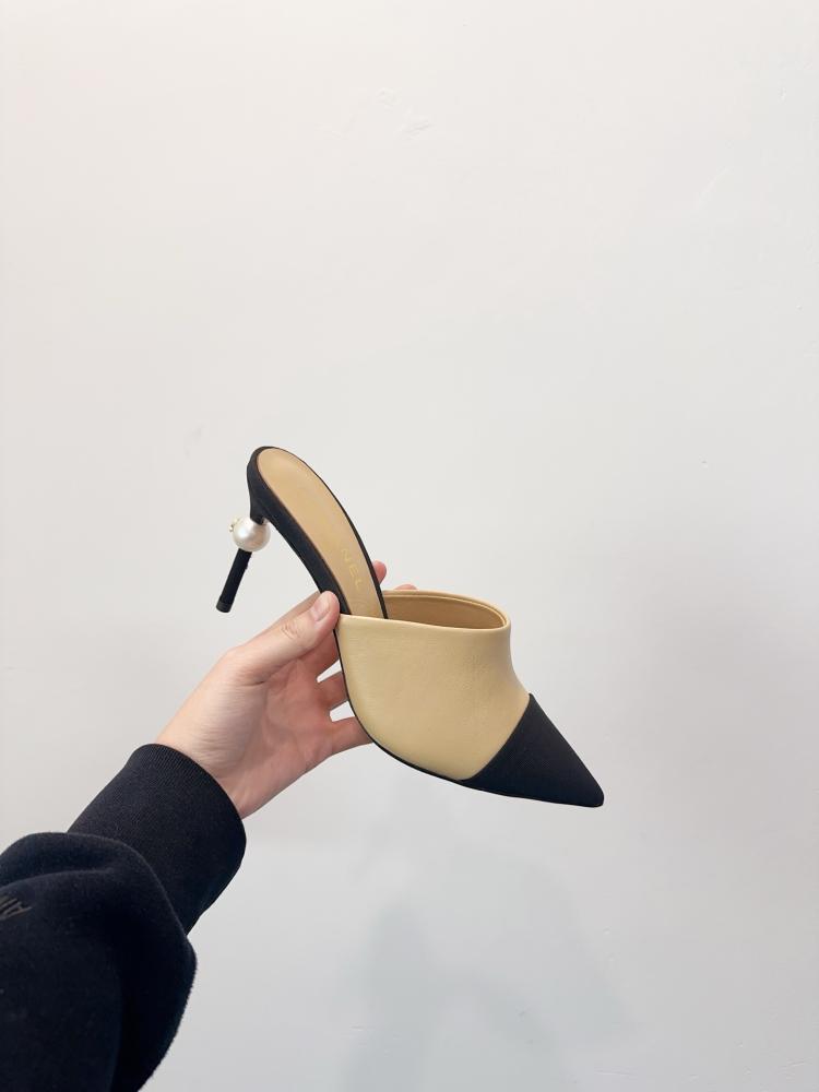 حذاء Chanel ميول كلاسيكي فاخر