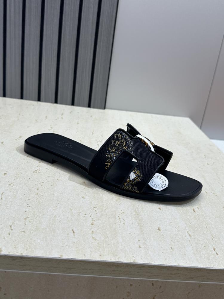 حذاء Hermès