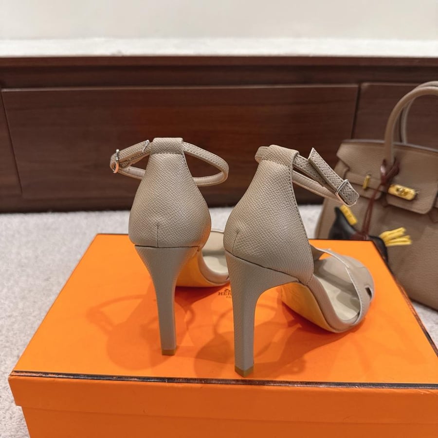 صندل كعب عالي Hermès