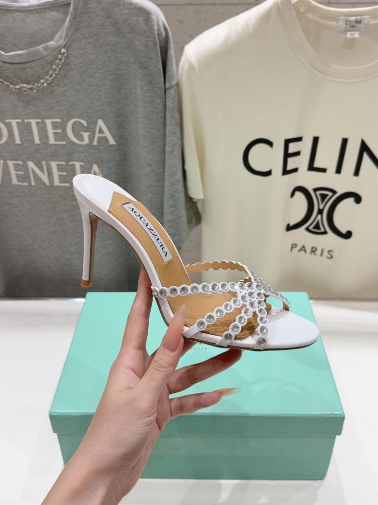 صندل Aquazzura
