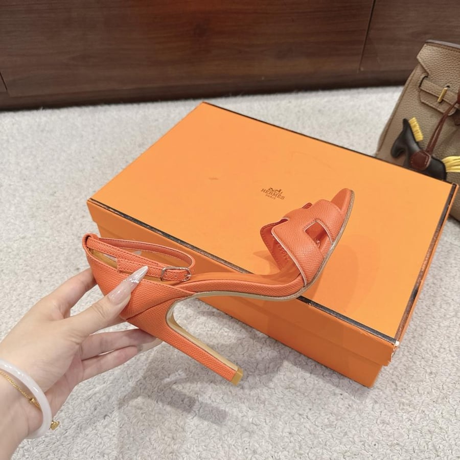 صندل كعب عالي Hermès