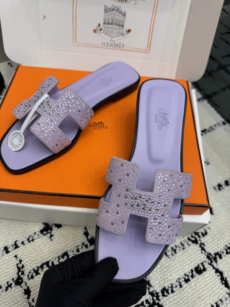 حذاء Hermès فاخر