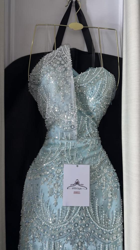 Evan dress