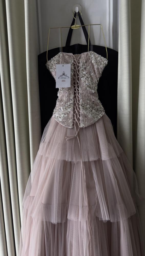 Flirtatious dress