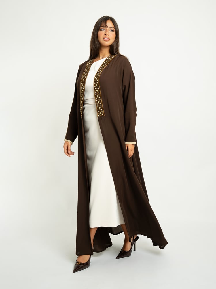 عباية نص كلوش مفتوحة نقش الجواهر بني