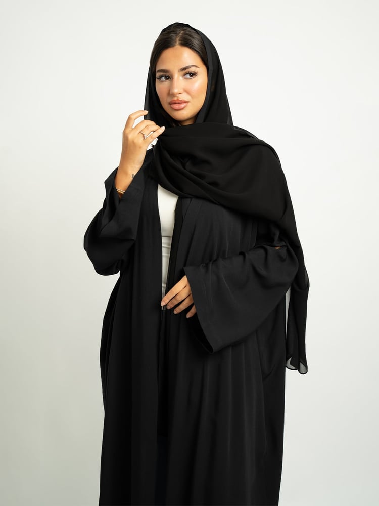 عباية بوهيمي أسود رايون ناعم