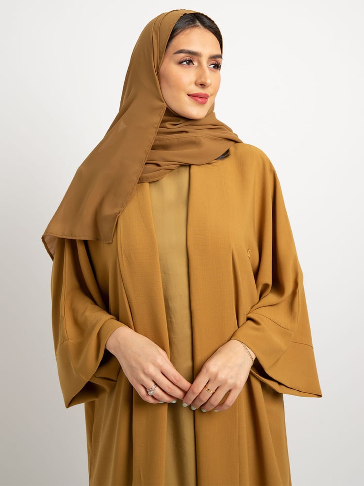 عباية كيمونو ماسترد بقصة واسعة