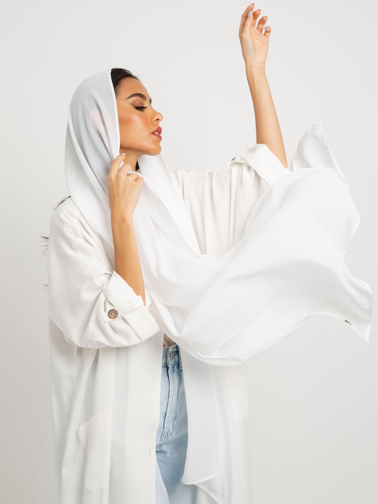 هودي لِس - أبيض