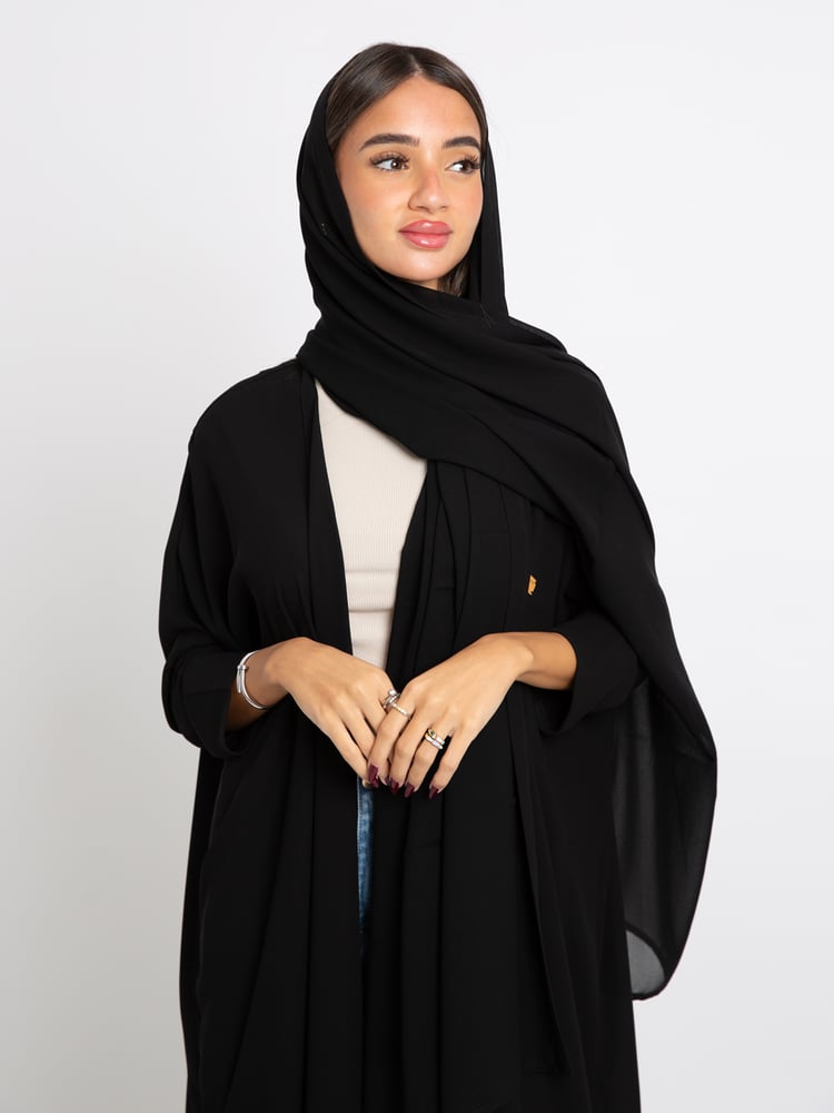 عباية نص بشت أسود