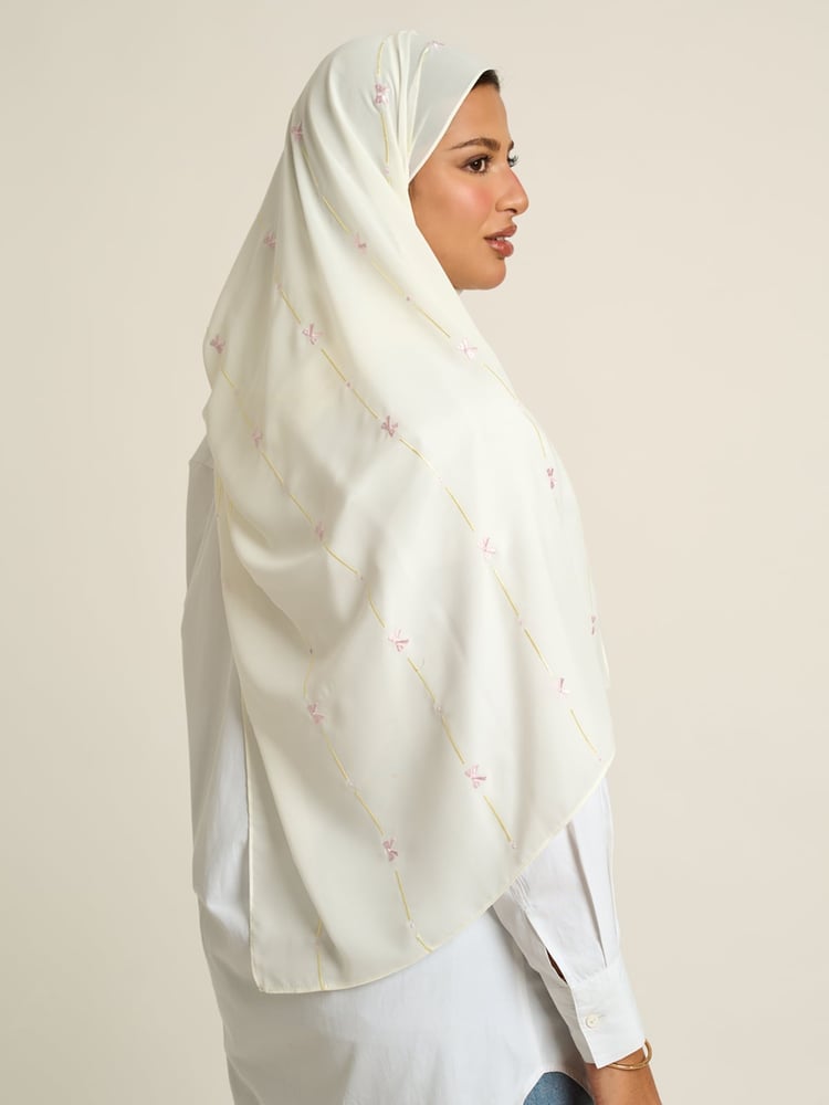 طرحه ليزر فيونكات جميلة عاجي