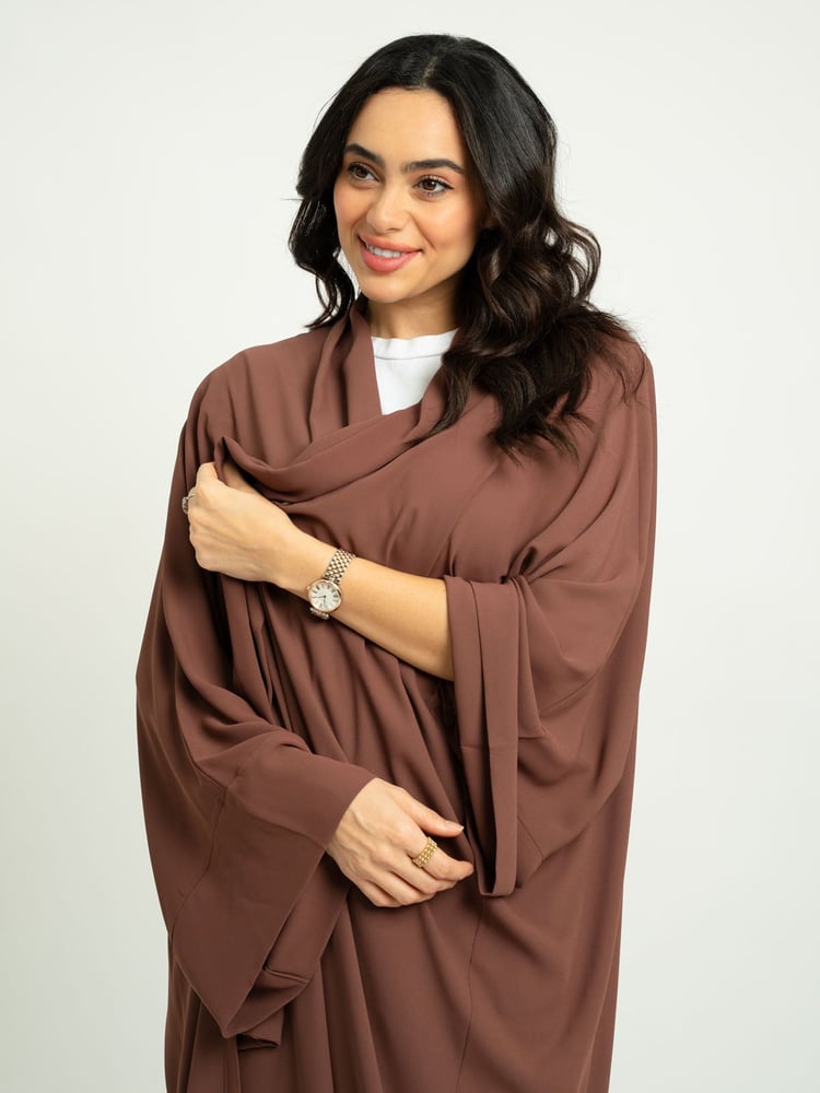 عباية فلوستايل بني