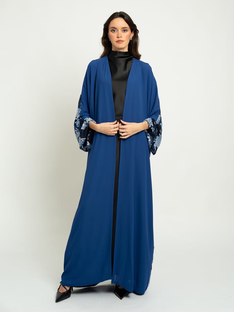 عباية واسعة سلطانة كحلي