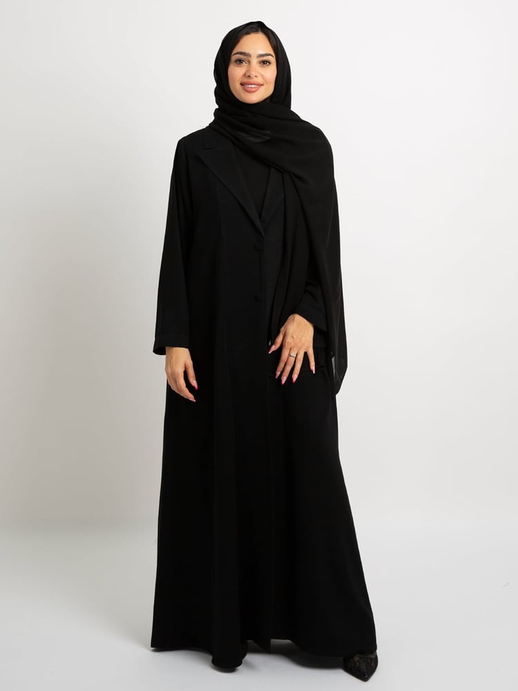 عباية نص كلوش سوت لف أسود