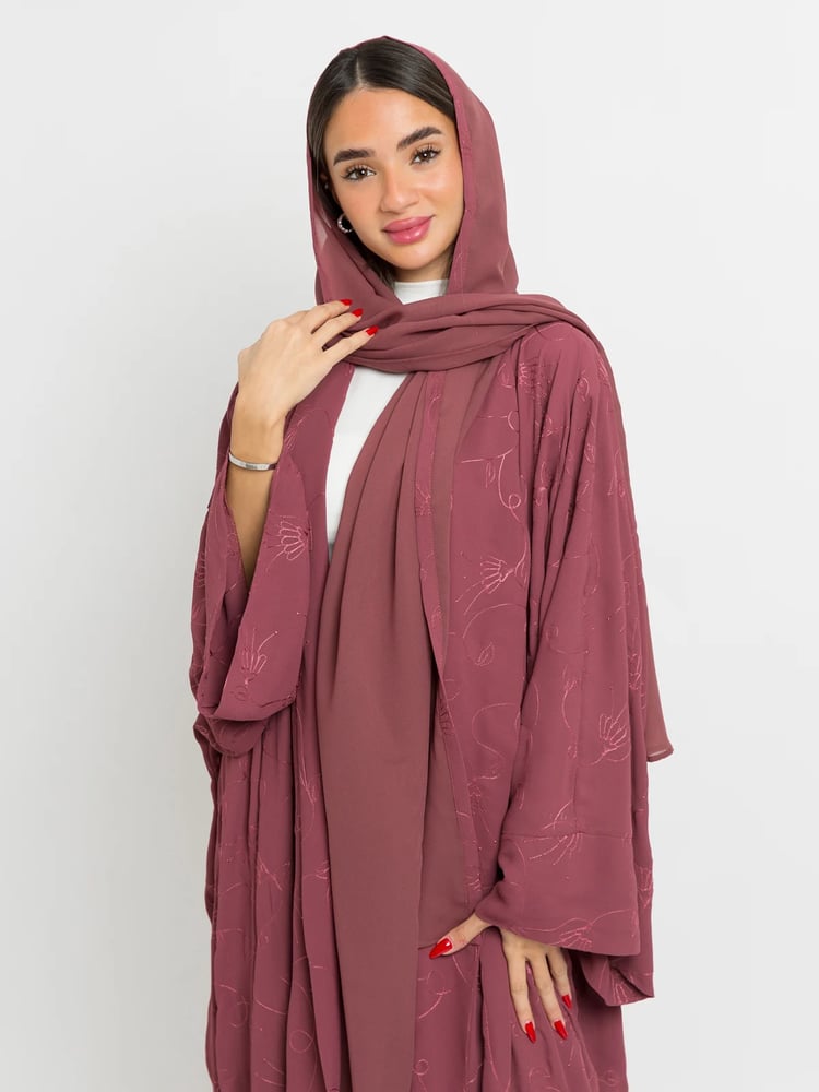 عباية فلوستايل أحلام الزهور روزوود
