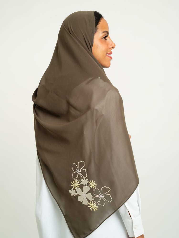طرحه حديقة الورد ليزر زيتوني داكن