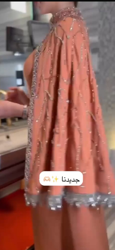 فستان سهره بأربي تطريز يدوي الاصلي  المقاسات  بالرقم  1-2-3-4-5-6 المقاسات بالحرف  S_M_L_XL_XXL_xxxL